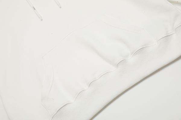 ブランドパーカー着用イメージ